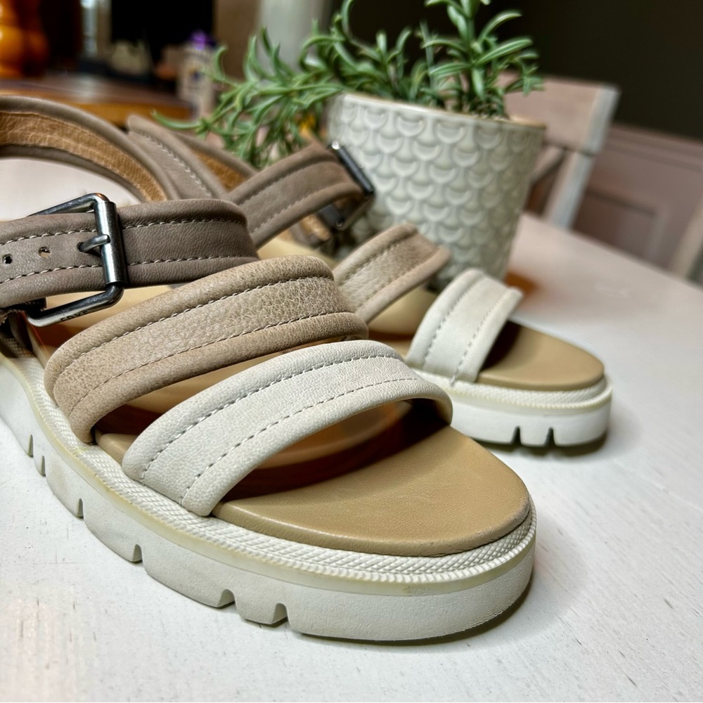 Frye Marlette Sandals - Picture 7 of 12